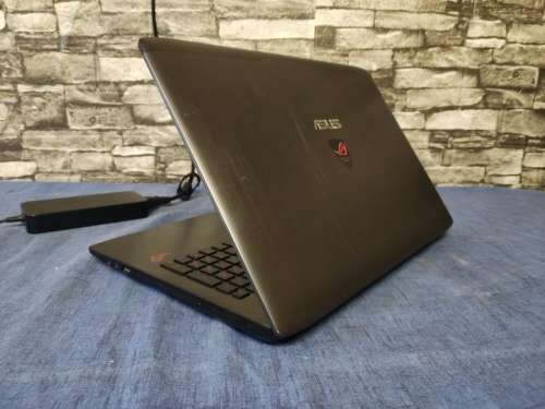 Asus ROG G552V Gaming Laptop**i7 6700HQ**Nvidia GTX960m 2GB**16GB Ram**SSD+HDD