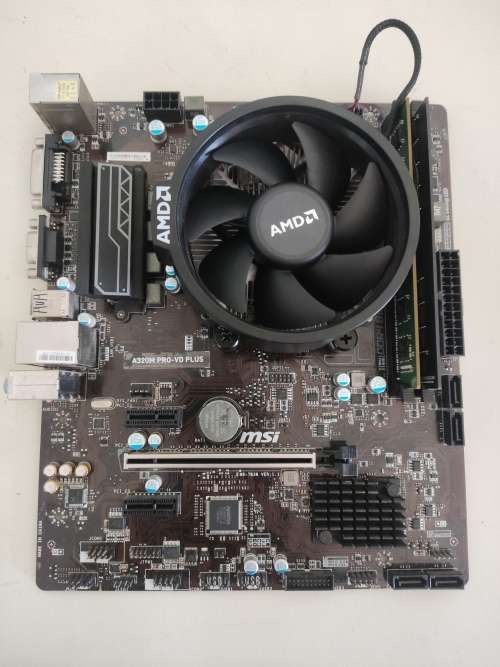 AMD Ryzen Combo **Ryzen 5 2400G Quad Core**RX Vega 11 Graphics**8GB DDR4 Ram**MSI Motherboard