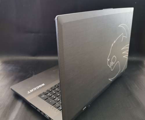 QAUD Core i7 Gaming Laptop**2x1TB Harrdives**2GB Nvidia Graphics**Win 10 pro + Win 7 Ultimate**