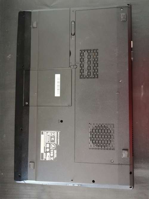 QAUD Core i7 Gaming Laptop**2x1TB Harrdives**2GB Nvidia Graphics**Win 10 pro + Win 7 Ultimate**