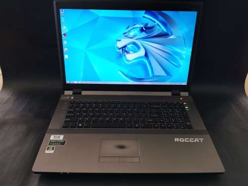 QAUD Core i7 Gaming Laptop**2x1TB Harrdives**2GB Nvidia Graphics**Win 10 pro + Win 7 Ultimate**
