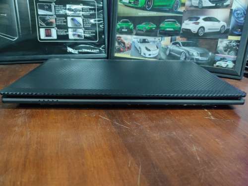 17 Inch Gaming Beast**Quad Core i7**GTX860m 2GB Graphics card**8GB Ram**500GB HDD**Read the ADD