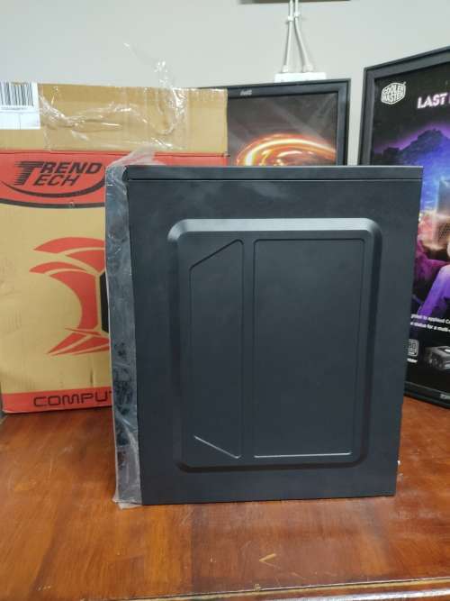 Intel Core i5**Nvidia Graphics Card GT730**8GB Ram**500GB Storage**Windows 10