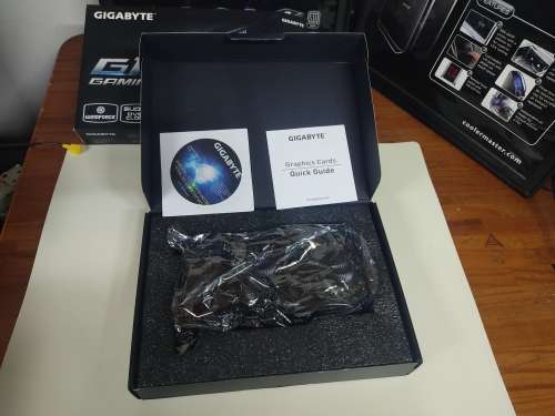 **BOXED**4GB Graphics Card**Gigabyte G1 GAMING Windforce Super Over Clock Radeon R9 380X