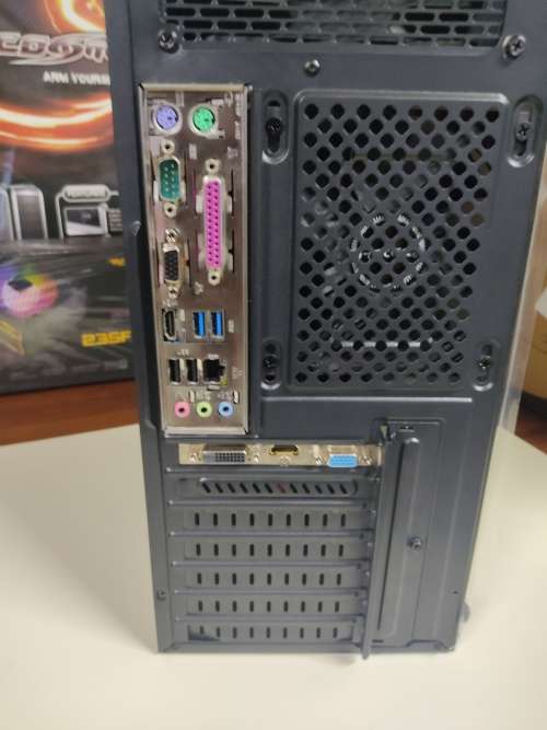 i5 4690 up to 3.9GHz and 2GB Nvidia Graphics Card**8GB Ram**120Gb SSD + 500GB HDD**Windows 10 Pro**