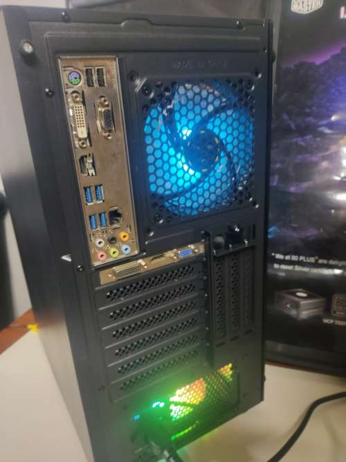 **Quad Core i5 4590**Nvidia Geforce Graphics Card**1000GB**Gigabyte Gaming Motherboard**Gaming Case