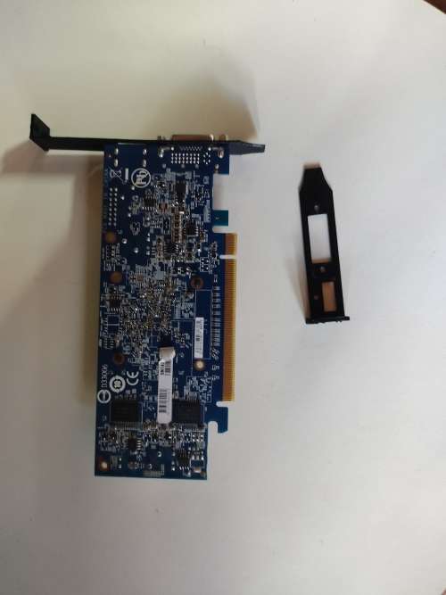 Gigabyte AMD Radeon HD5450 1GB Graphics Card**Low Profile Bracket included**Perfectly working