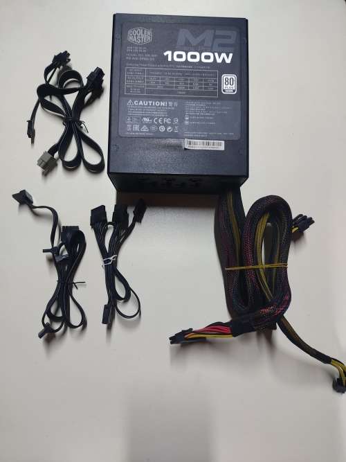 **1000Watt Modular PSU**Cooler Master M2 Silent Pro Modular 1000W 80 Plus silver Powersuply**