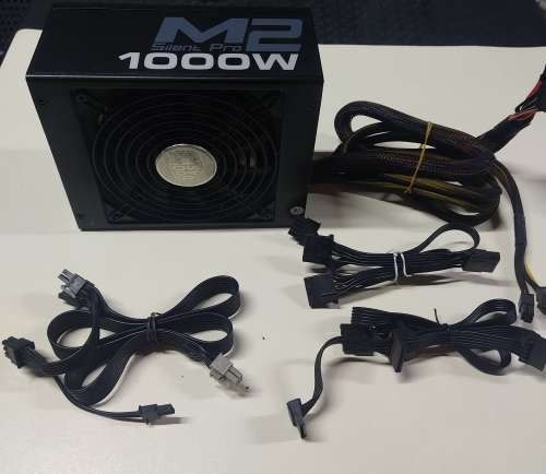 **1000Watt Modular PSU**Cooler Master M2 Silent Pro Modular 1000W 80 Plus silver Powersuply**