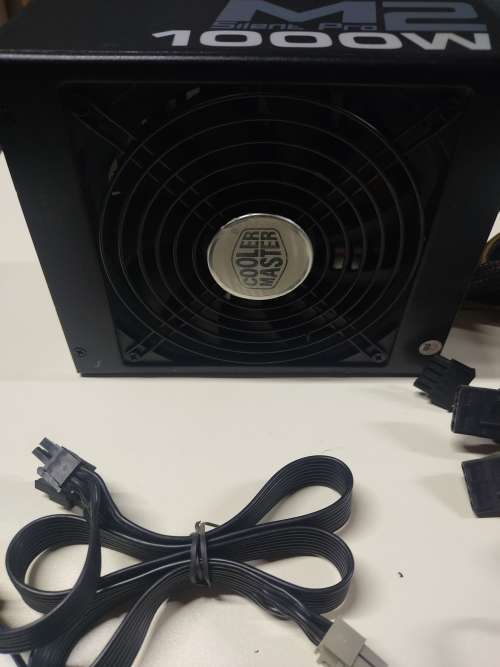 **1000Watt Modular PSU**Cooler Master M2 Silent Pro Modular 1000W 80 Plus silver Powersuply**