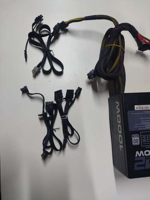 **1000Watt Modular PSU**Cooler Master M2 Silent Pro Modular 1000W 80 Plus silver Powersuply**