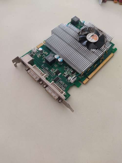 Nvidia Geforce 9500GT GDDR3 512MB Graphics Card**Tested and working**Low Shipping**