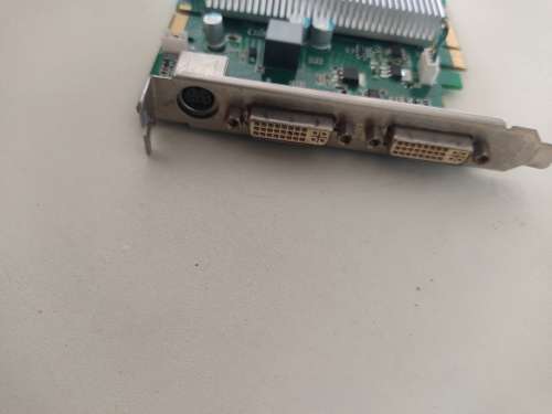 Nvidia Geforce 9500GT GDDR3 512MB Graphics Card**Tested and working**Low Shipping**