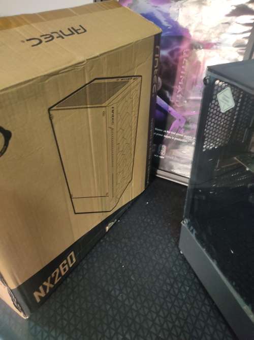 **Intel core i7**AMD HD8490 Graphics Card**8GB Ram**Asus Motherboard**Antec Gaming Case**