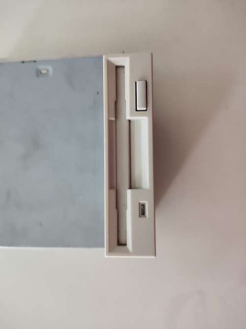 Bage/White Mitsumi Floppy Disk Drive **Working**Low Shipping**Free Floppy cable