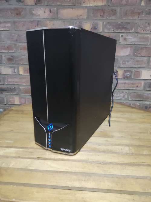 Gigabyte Gaming PC**Intel Core i7**GTX560Ti Graphics card**8GB Ram**Intel DQ57TM Motherboard**