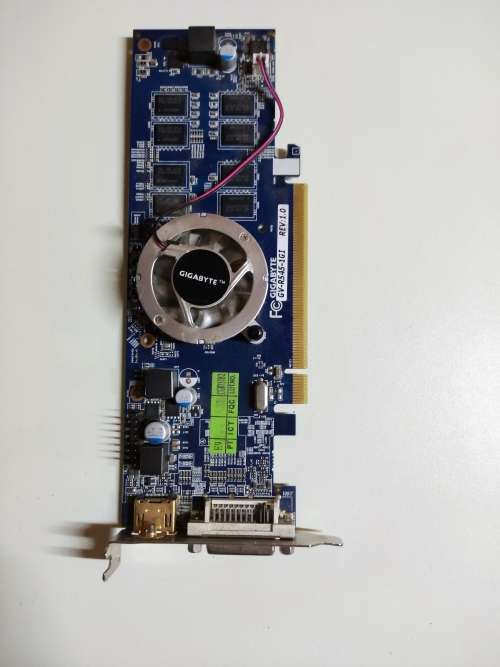 Gigabyte AMD Radeon HD5450 1GB Graphics card**Working Perfectly**
