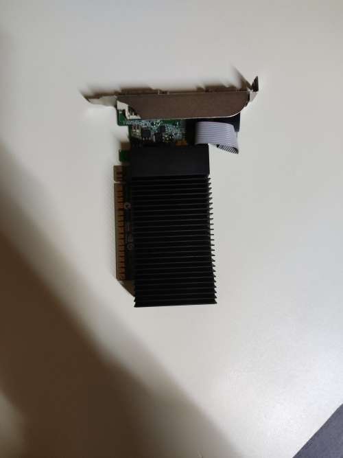 Nvidia Geforce GT210 1GB GDDR3 Graphics card**Rust** Working perfectly