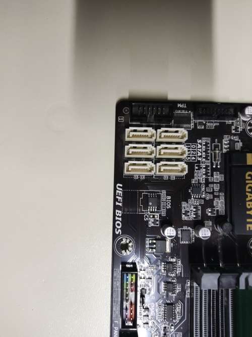 i7 4790**Gigabyte Q87M Motherboard**Evercool CPU Cooler**4GB Ram**
