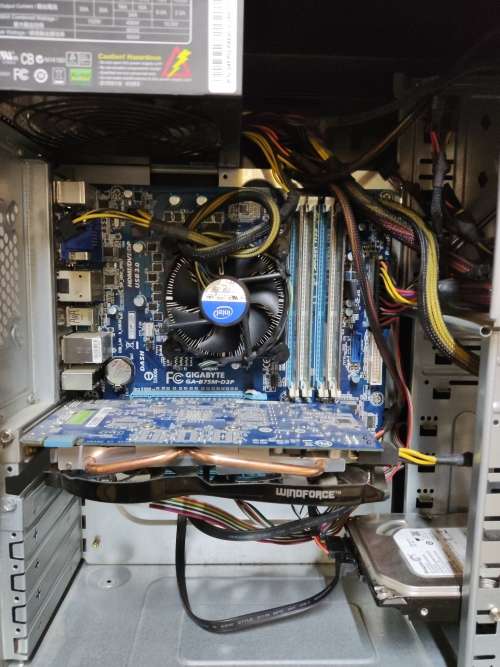 Gaming PC**8GB Ram**Core i5**Nvidia GTX550ti**585w Gigabyte PSU**Gigabyte Gaming Board