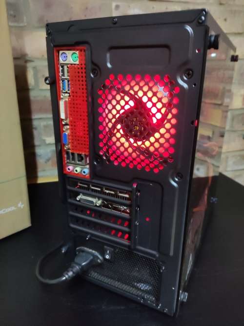 Amazing Gaming PC**RX580 8GB Graphics card**Quad Core i5**128GB SSD**MSI Motherboard