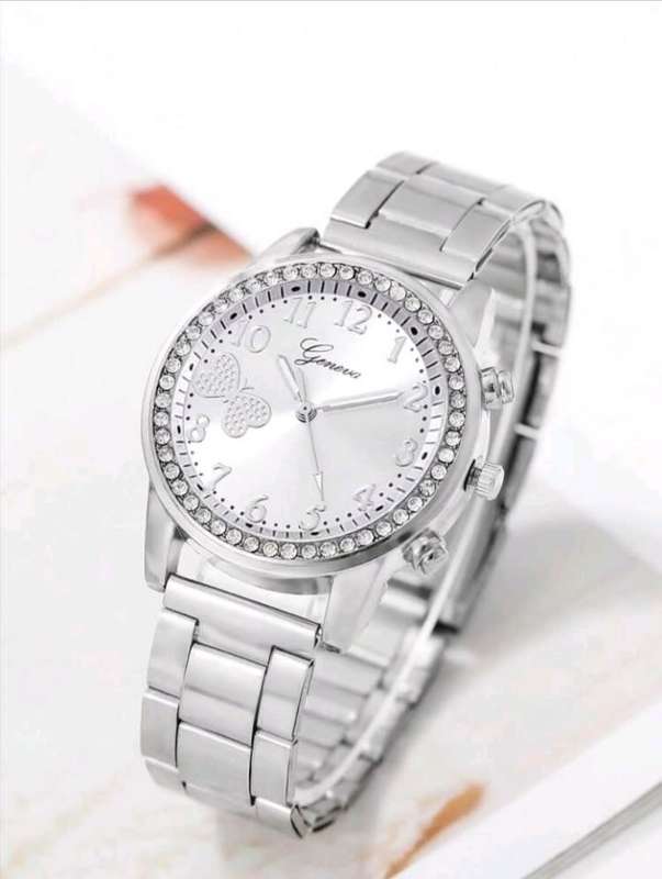 *5pc Ladies Exquisite watch set*..