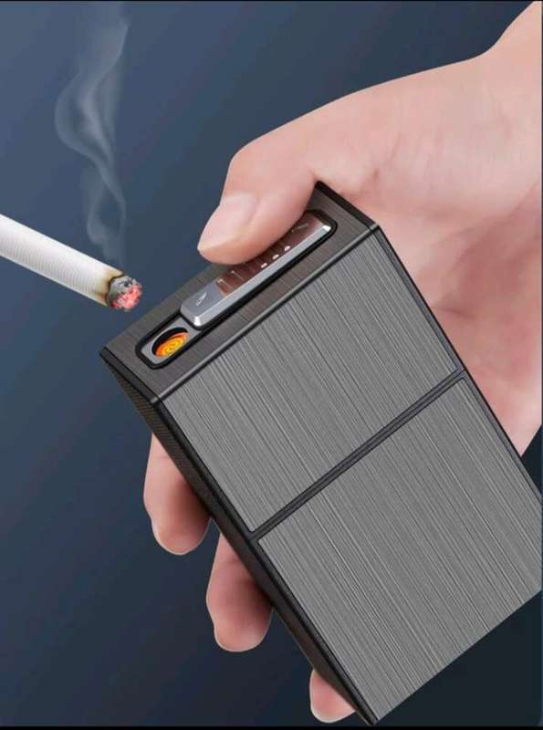 Exclusive Cigarette box + lighter