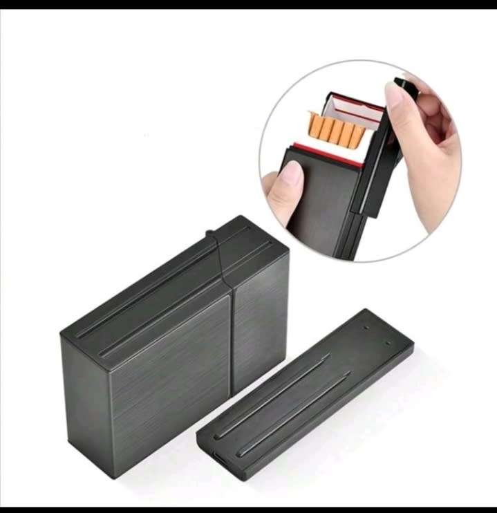 Exclusive Cigarette box