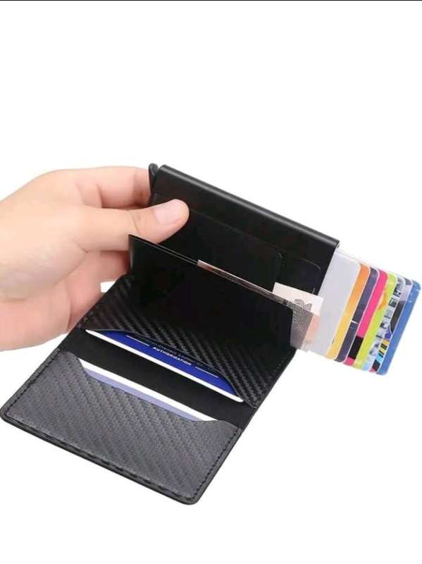 Exceptional wallet for men
