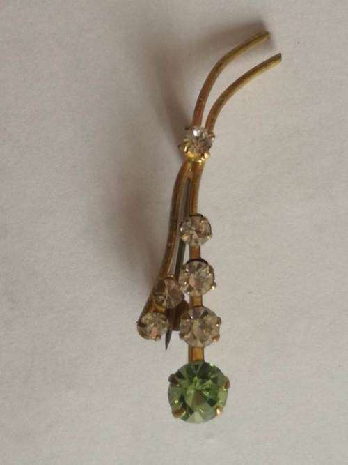 1960`s - Elegant green and white glass brooch