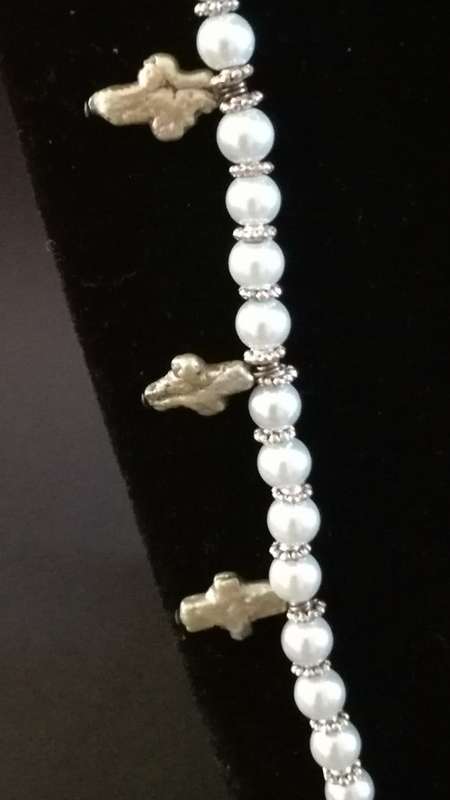 Light green cross and beads necklace
