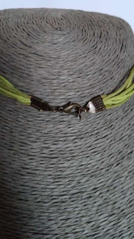 Green flower necklace