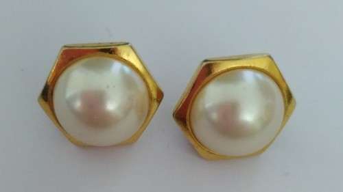 Gold plated pearl earrings