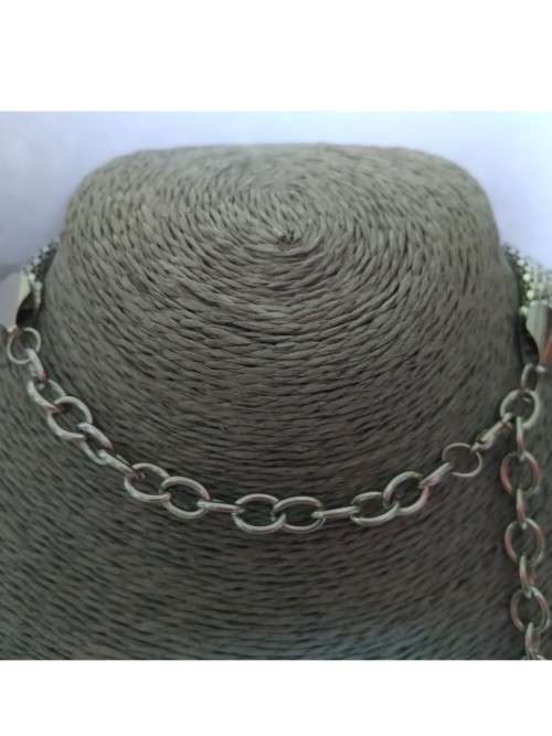 Retro silver tone necklace