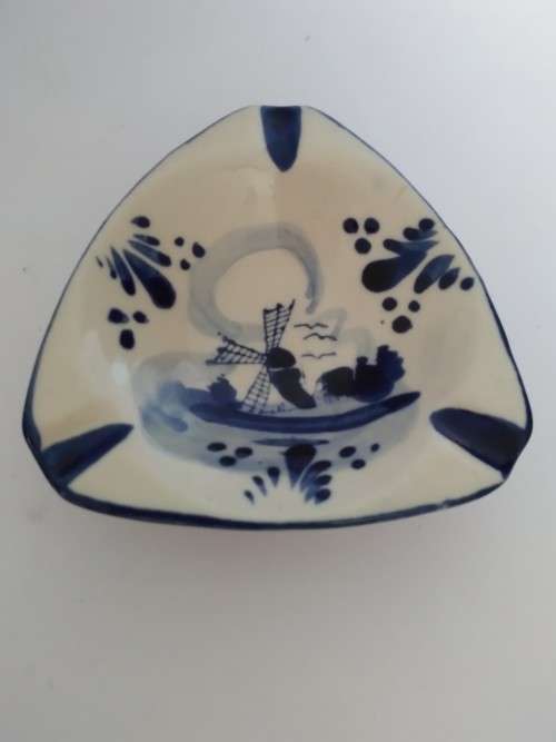 Delft Style Ceramic Ashtray