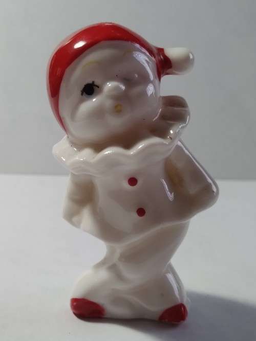 Miniature clown