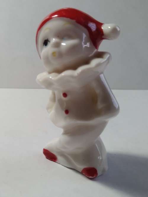 Miniature clown