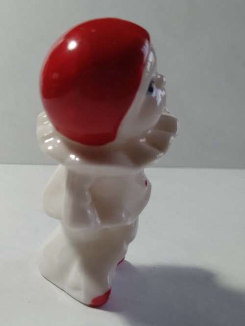 Miniature clown