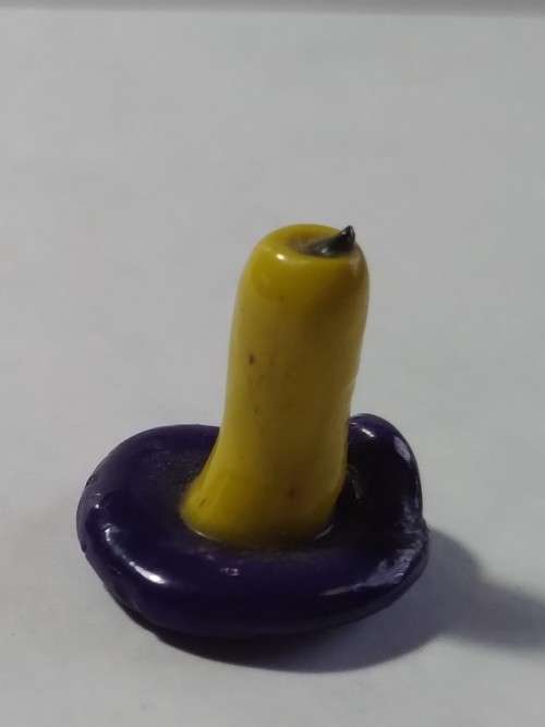 Miniature candle