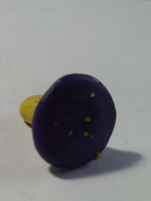 Miniature candle