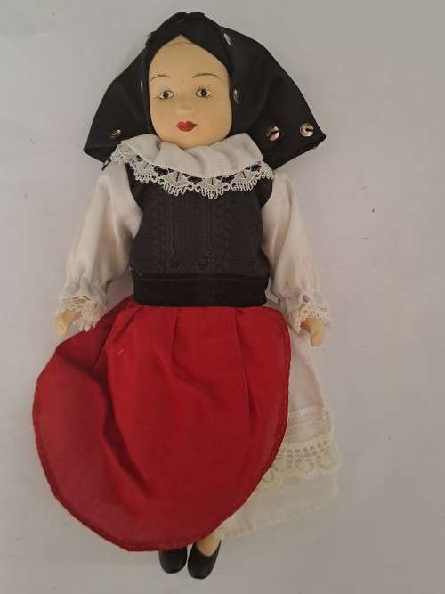 Porcelain dolls of the world -  Greece