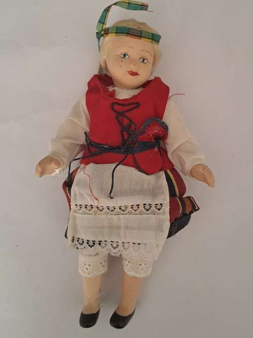 Porcelain dolls of the world - Finland
