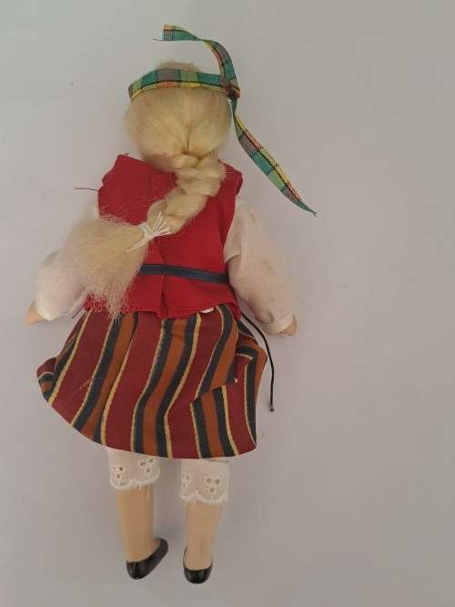 Porcelain dolls of the world - Finland