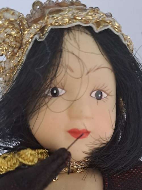 Porcelain dolls of the world - Indonesia
