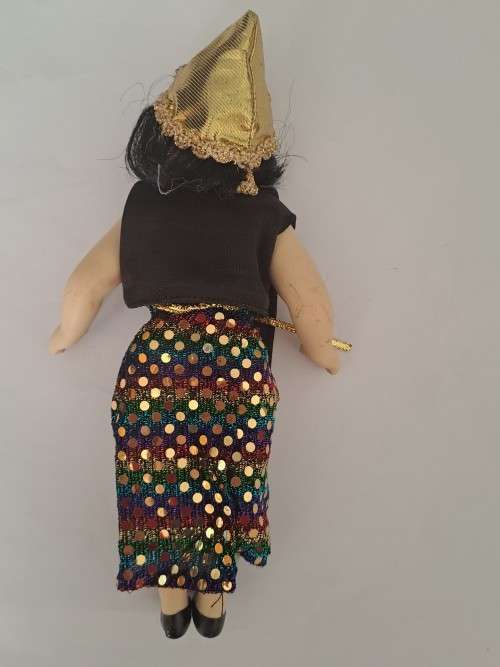 Porcelain dolls of the world - Indonesia