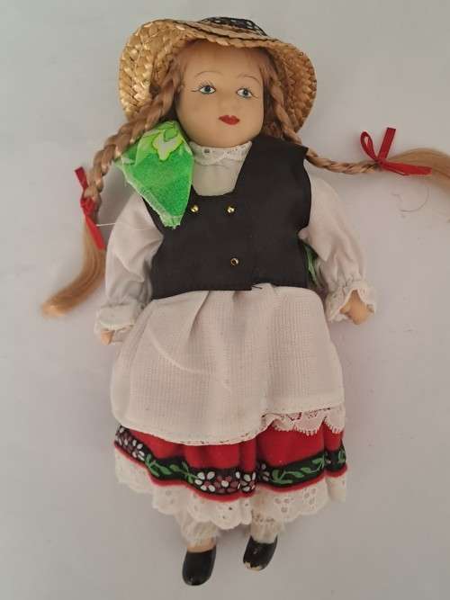 Porcelain dolls of the world - Germany
