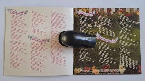 CD  Katy Perry - One of the boys    2008