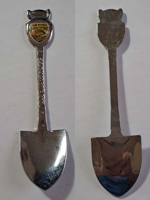 Vintage souvenir spoon -Van Reenen