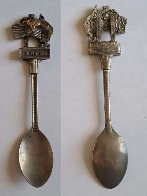 Vintage souvenir spoon -Australia