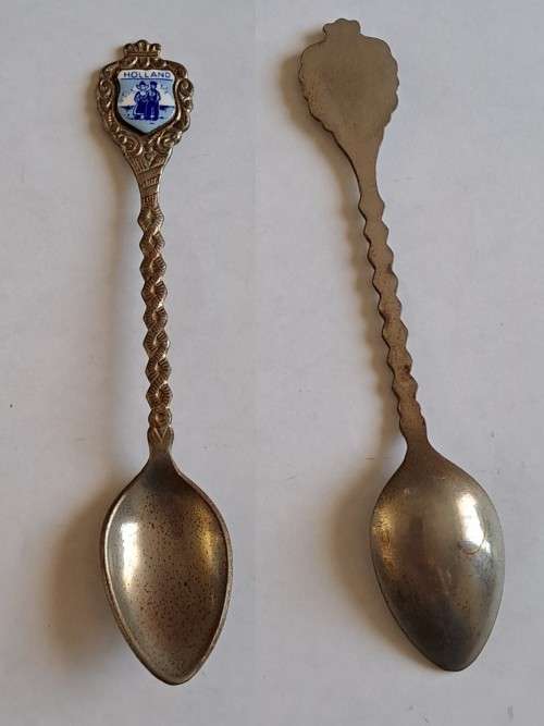 Vintage souvenir spoon -Holland